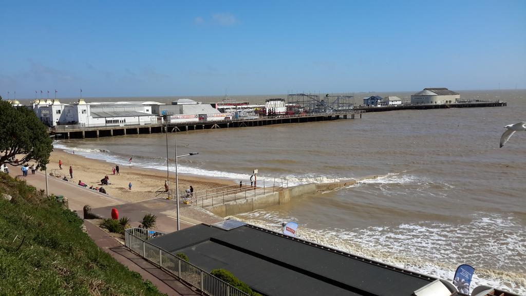 The Sandrock Clacton-on-Sea Zewnętrze zdjęcie